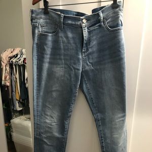 Like new GAP girlfriend jeans